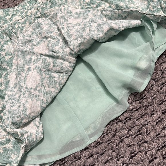 American Eagle Mini Floral Pleated Lined Sz S Y2K Whimsical Boho Cotton Linen - Picture 3 of 6